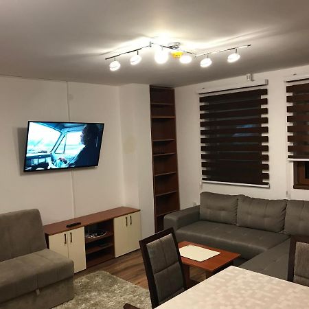 Apartman B3 U Vili Suri كوباونيك المظهر الخارجي الصورة