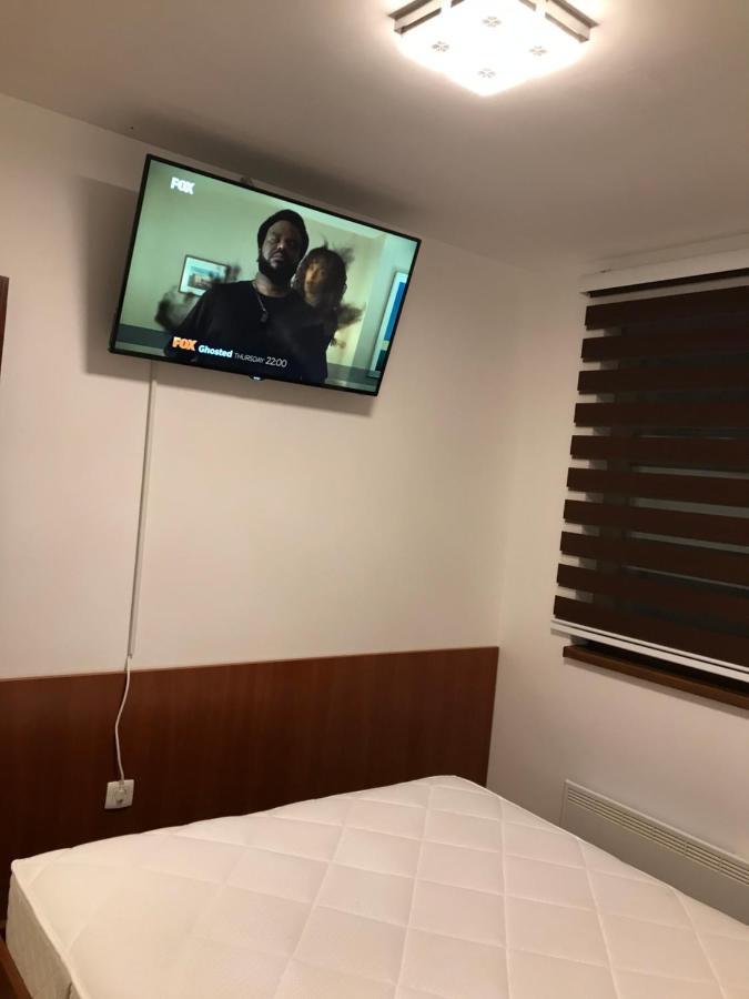 Apartman B3 U Vili Suri كوباونيك المظهر الخارجي الصورة